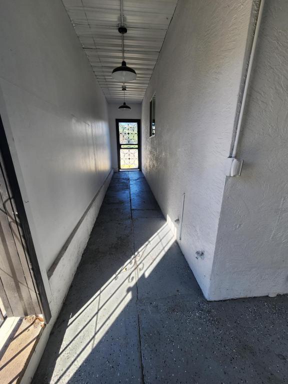 Building Photo - 995 Rosecrans St