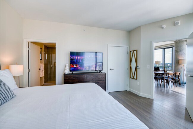 Building Photo - 57-59-59 Belvidere St