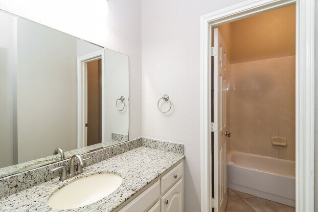 Building Photo - 7824 Blossom Dr