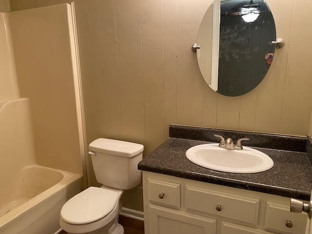 Building Photo - 310 A Mildred St