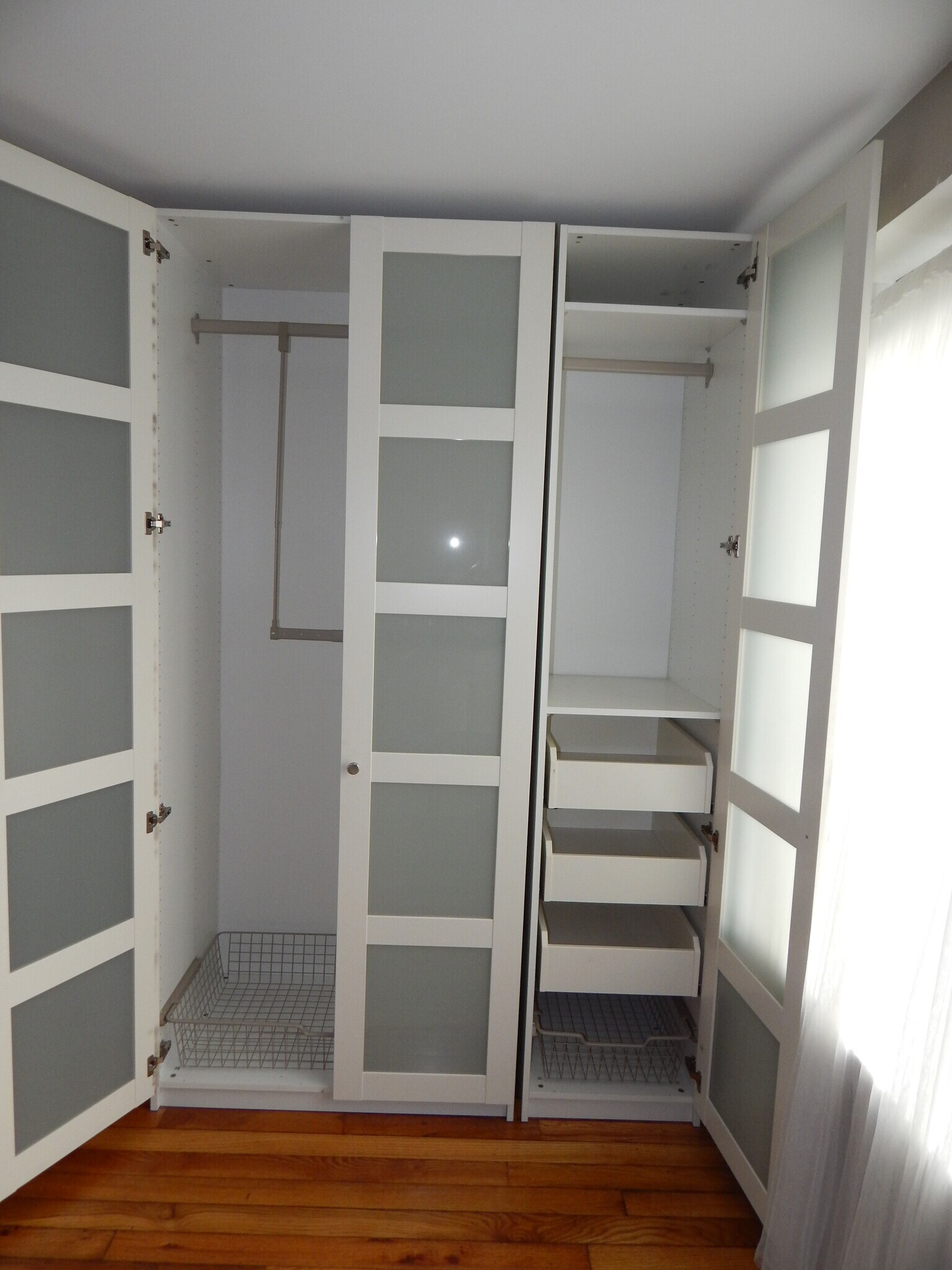 Building Photo - 420 16th St SE