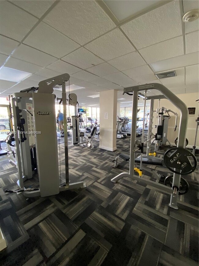 Building Photo - 2049 S Ocean Dr