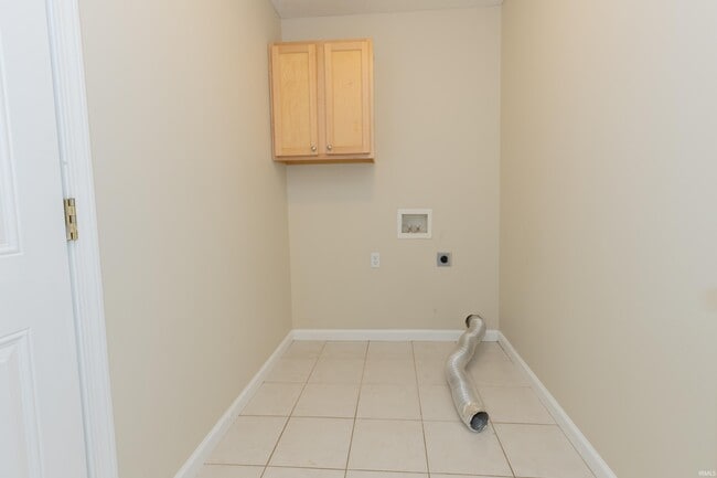 Building Photo - 7778 Sandalwood Dr