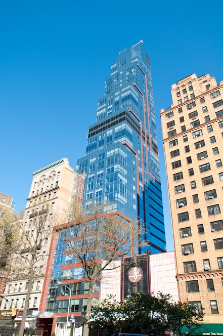 Building Photo - 2628 Broadway