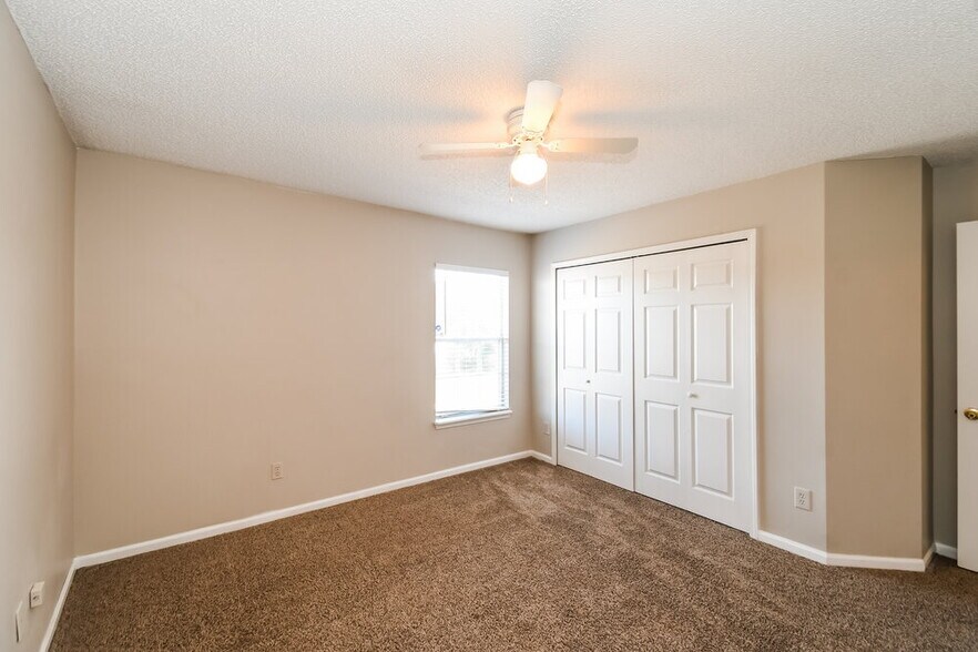 Building Photo - 413 Cottage Cove Ct