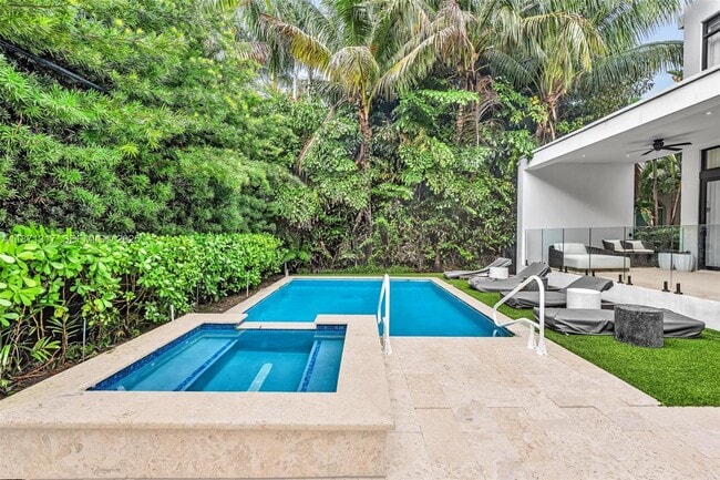 Building Photo - 1350 98th St