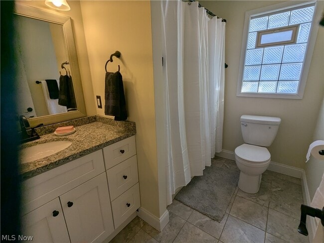 Building Photo - 5653 Cumberland Dr