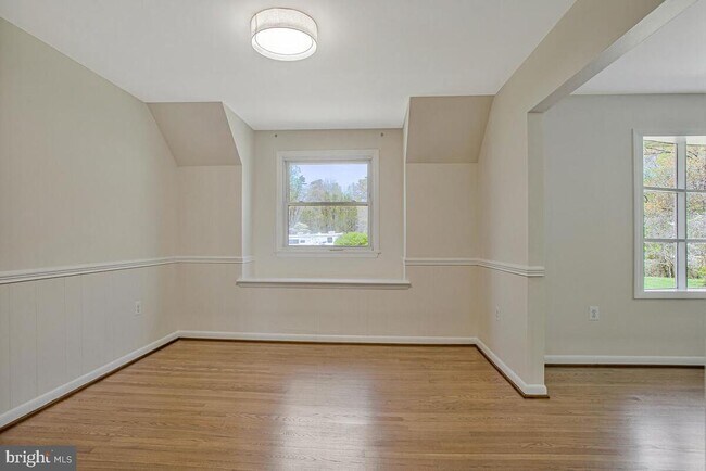 Building Photo - 9685 Howes Rd