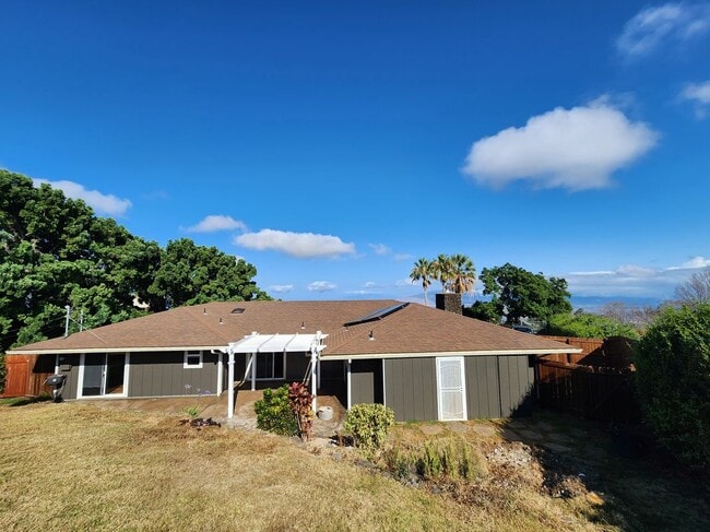 Building Photo - 458 Naalae Rd