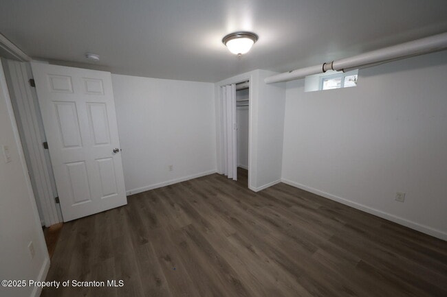 Building Photo - 189 Nottingham St