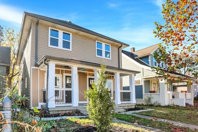 Building Photo - MOVE IN SPECIAL - Modern, Chic and brand new 2 bedroom with an office -   Discover This Home That...