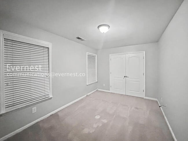 Building Photo - 1153 Smith St SW