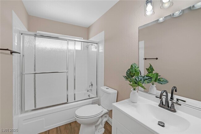Building Photo - 4431 El Campana Way