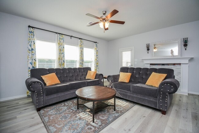 Building Photo - 16310 Westley Ridge Dr