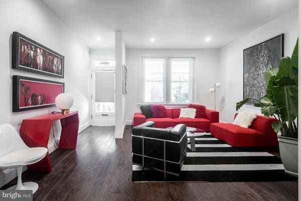 Building Photo - 1890 Ontario Pl NW