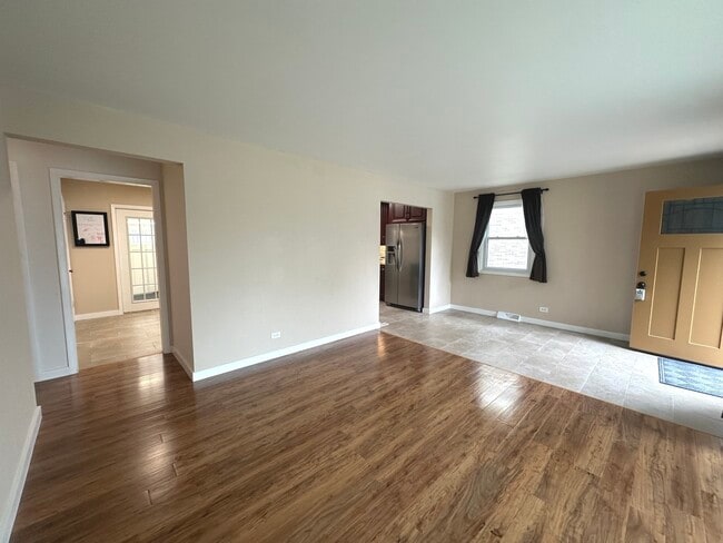 Building Photo - 439 Highview Ave