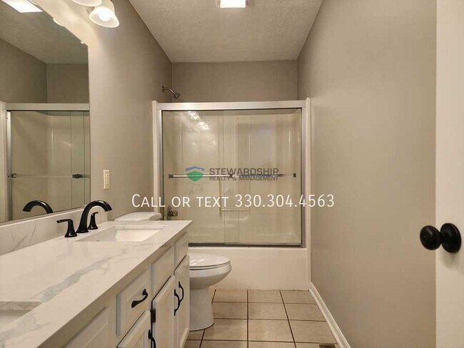 Building Photo - 4575 Evangel Ave NW