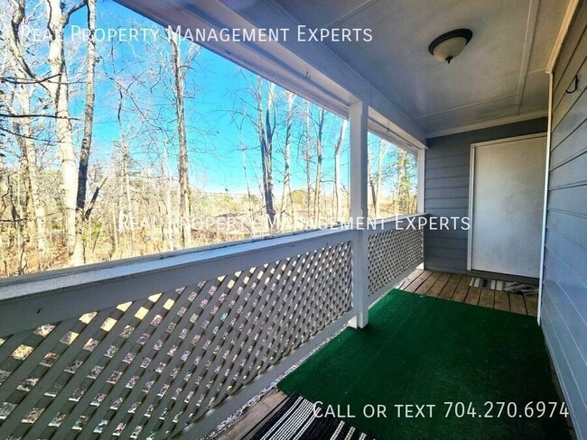 Building Photo - 6022 Winged Elm Ct