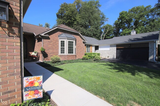 Building Photo - 730 High Dr