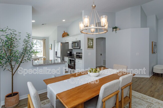 Building Photo - 2532 Ventura Cir