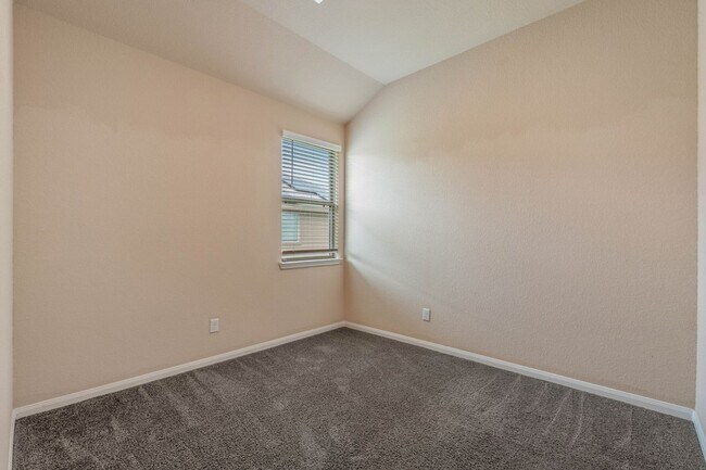 Building Photo - 11053 Patriot Ct