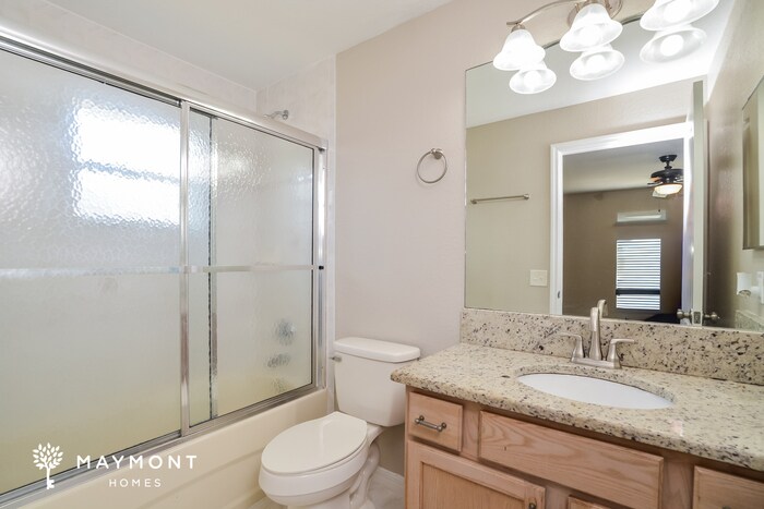 Building Photo - 529 Basil Ct