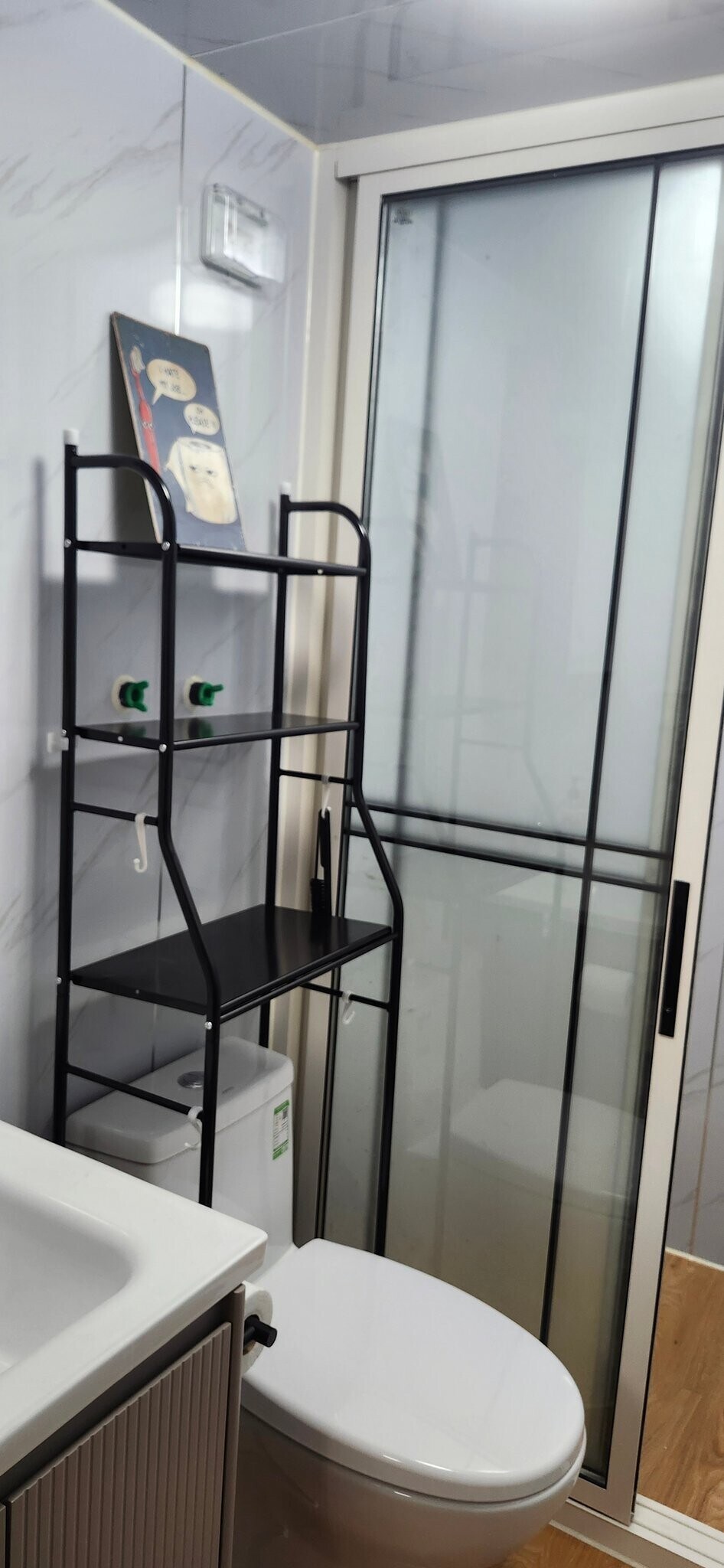 Building Photo - 2 W Nakoma