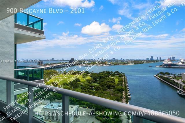 Building Photo - 900 Biscayne Blvd