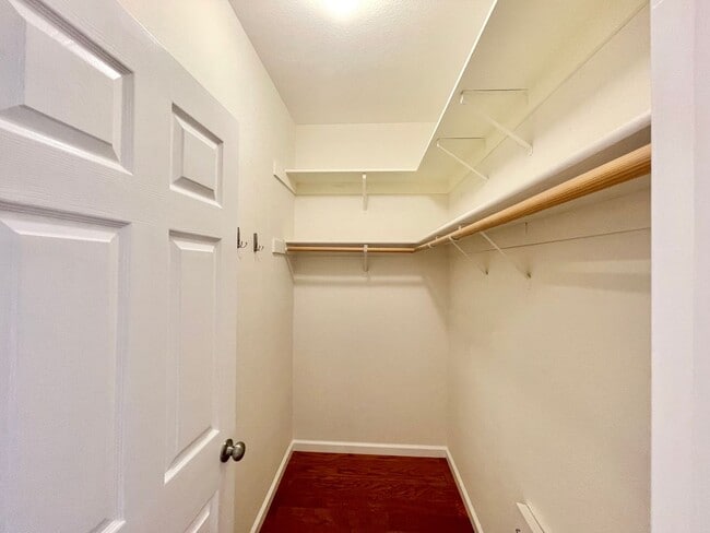 Building Photo - 171 Stoneridge Ln