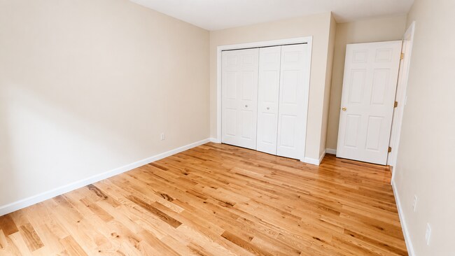 Building Photo - 58 Brookside Dr