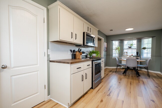 Building Photo - 2007 Ossabaw Dr