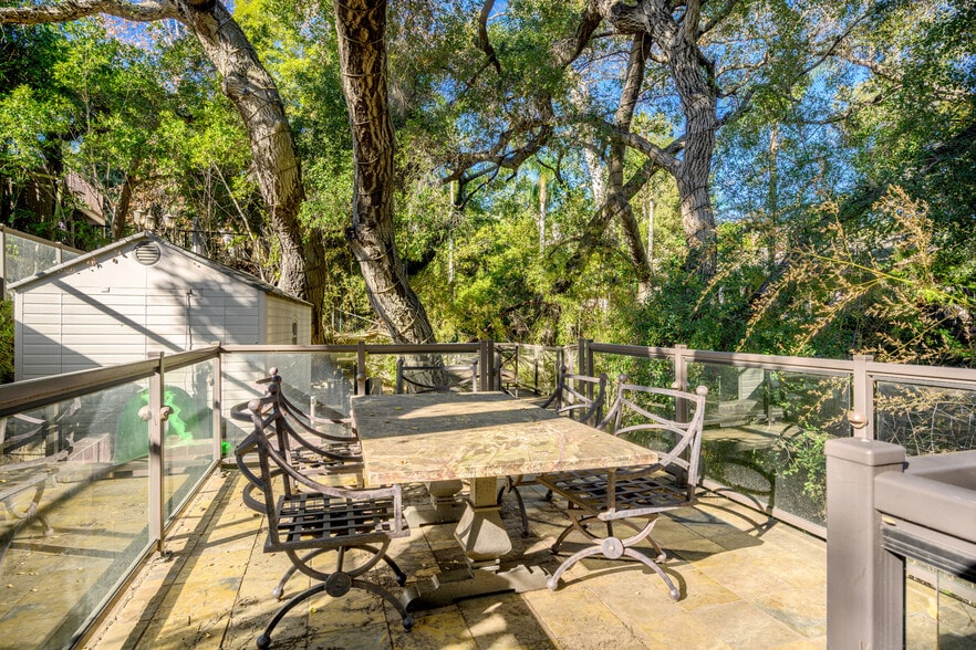 Building Photo - 1544 Golf Club Dr