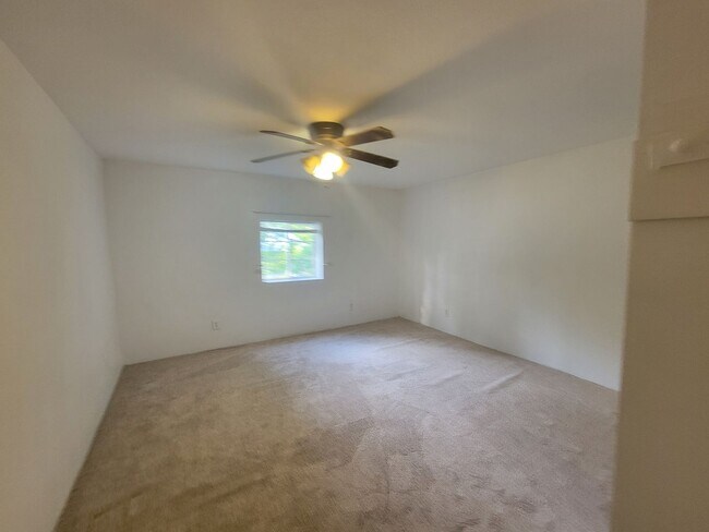 Building Photo - 3 Bed 2 Bath in Cusick
