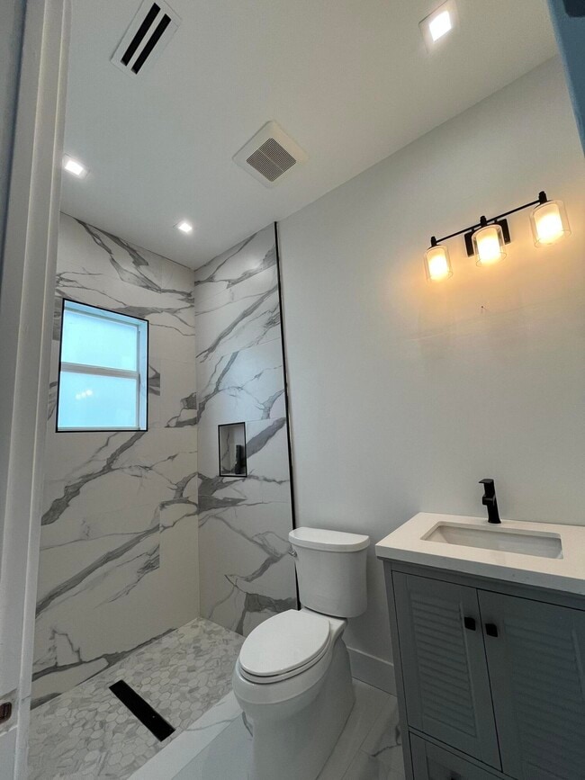 Building Photo - 17431 69th St N