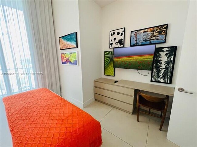 Building Photo - 4111 S Ocean Dr