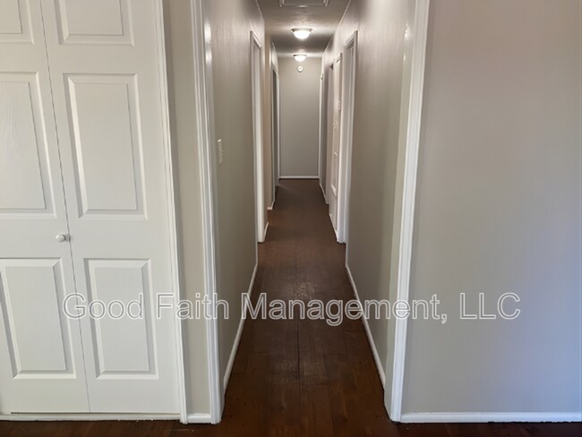 Building Photo - 2280 Darlington Dr