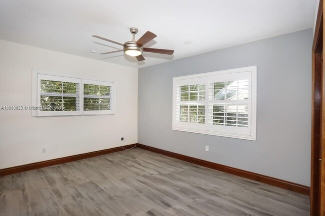 Building Photo - 1545 Baracoa Ave