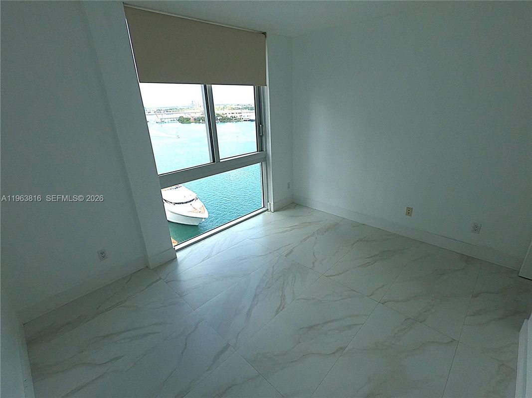 Building Photo - 335 S Biscayne Blvd