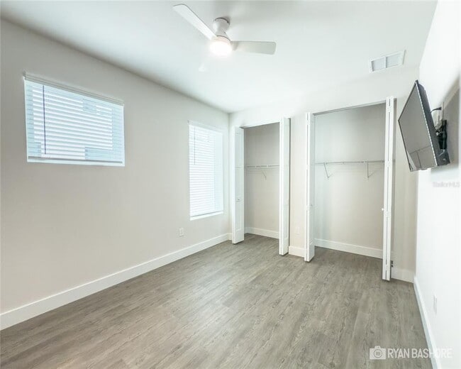 Building Photo - 627 Petit Wy