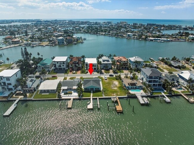 Building Photo - 828 Bay Point Dr