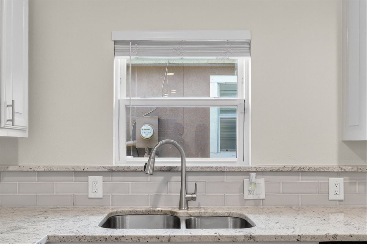 Building Photo - 4315 Cabell Dr
