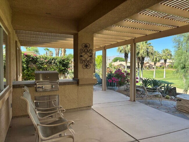 Building Photo - 45218 Coeur Dalene Dr