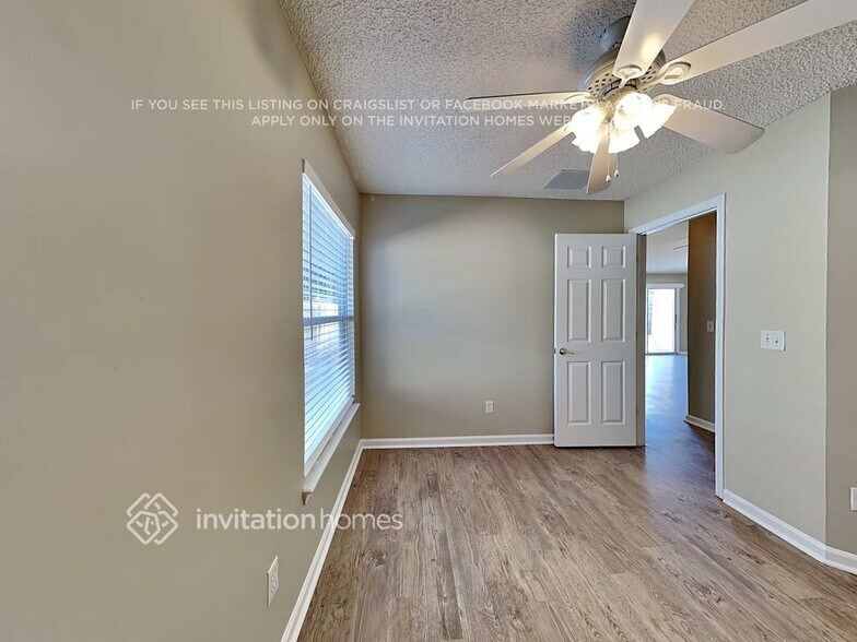 Building Photo - 12302 Soaring Flight Dr