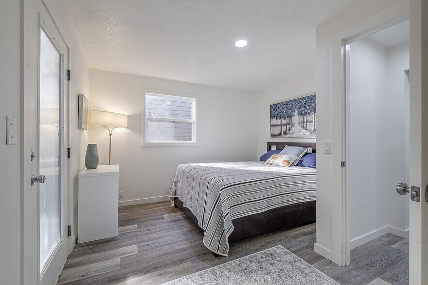 Building Photo - 4622 SE 87th Ave