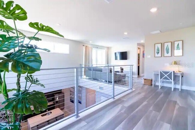 Building Photo - 7740 Sandy Ridge Dr
