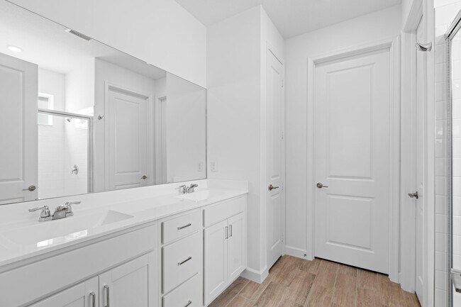 Building Photo - 5742 Graceful Wy