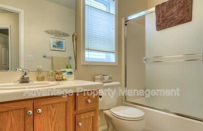 Building Photo - 6244 SW Arbor Grove Dr