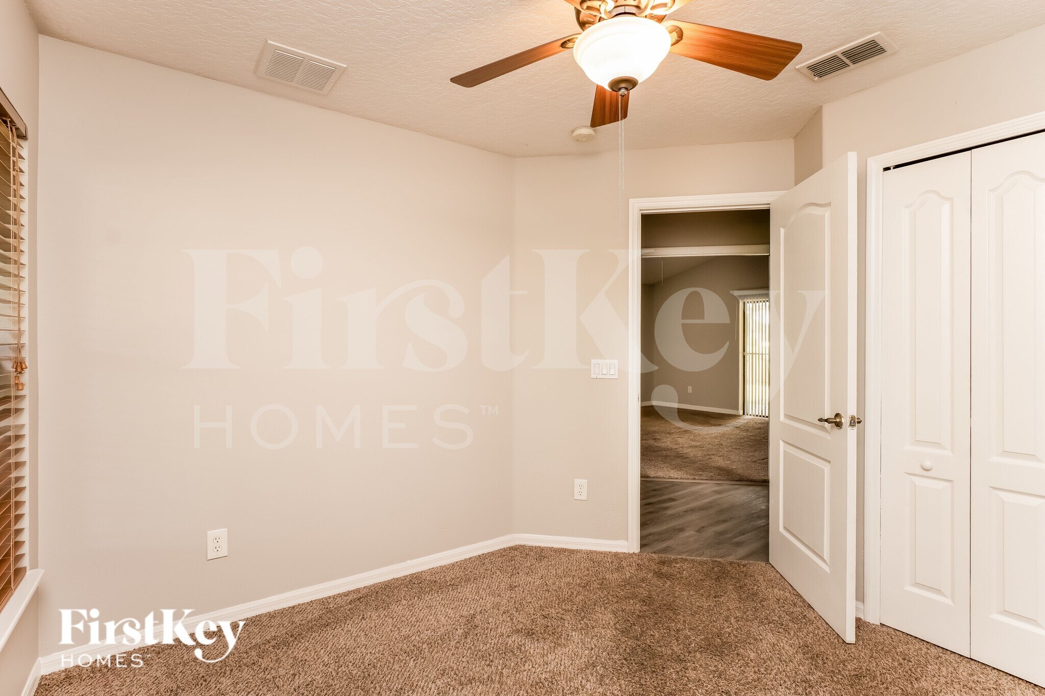 Building Photo - 1521 Clapton Dr