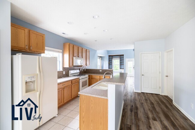 Building Photo - 6606 Reserve Dr