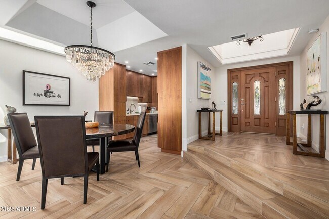 Building Photo - 4616 N 65th St